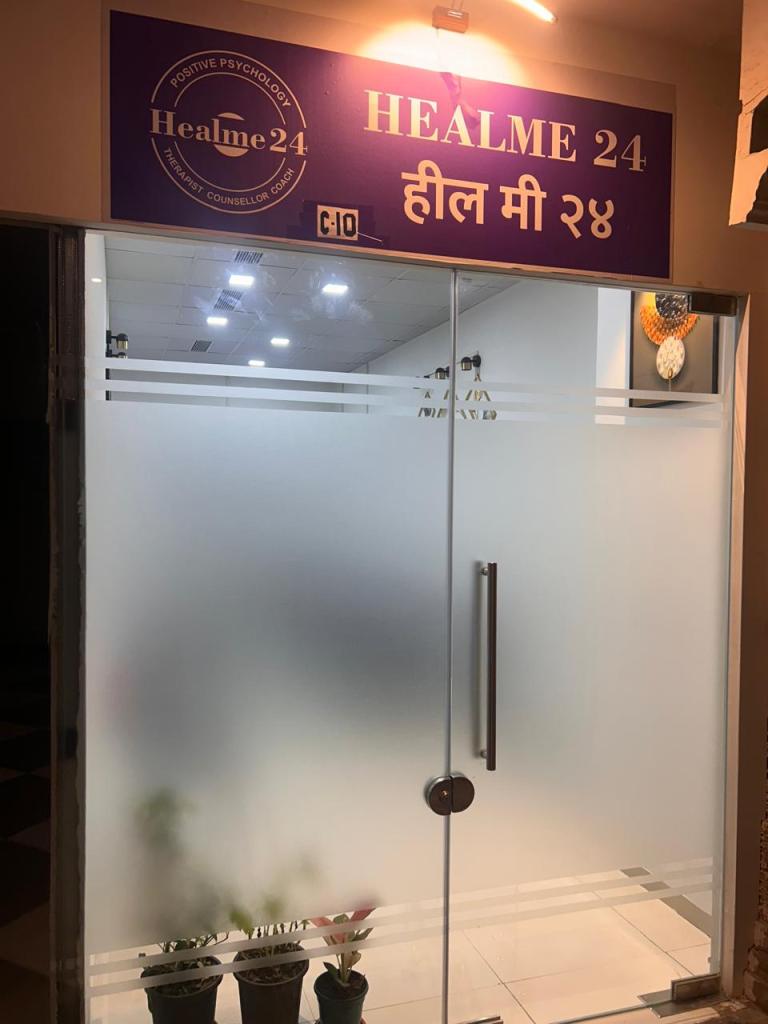 Kanchan Ralekar Award winning Psychologist and Relationship Therapist in Mumbai